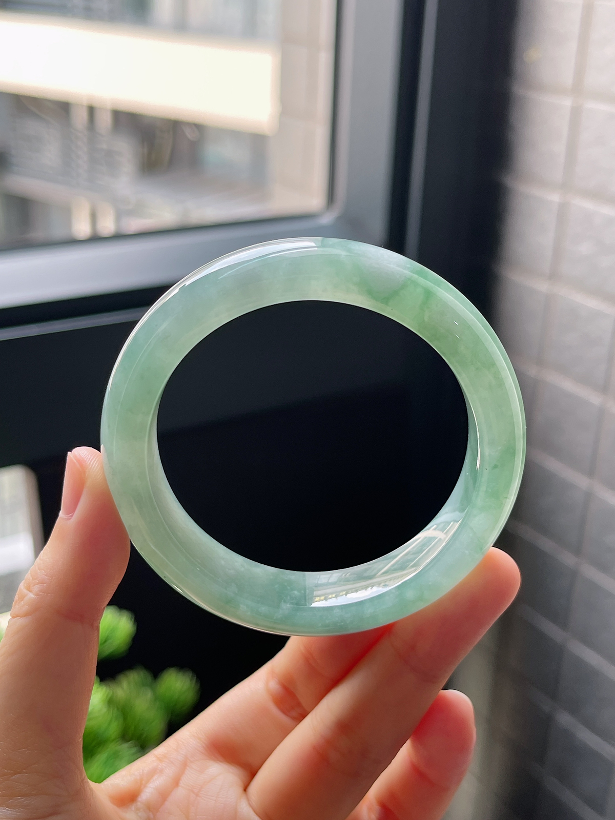 圈口52，冰糯种湖水绿翡翠正圈手镯
