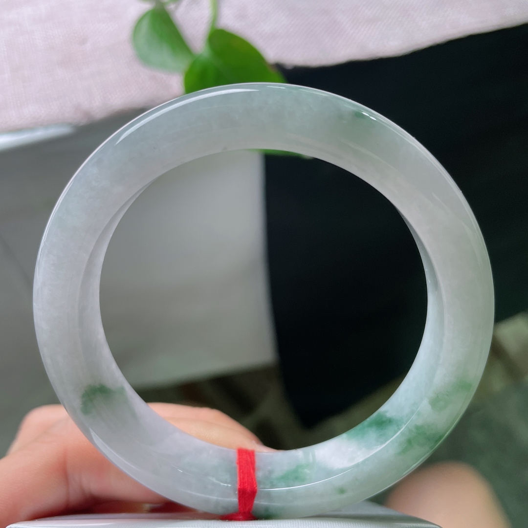 58.3/12/9.3，飘花正圈，晶体感，飘花疏密错落有致，雅致脱俗不杂乱。ss56092a