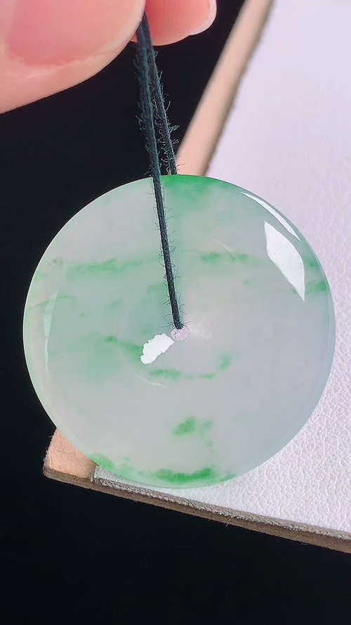 ️冰飘花平安扣，无裂，尺寸:30.3-4.5mm 17