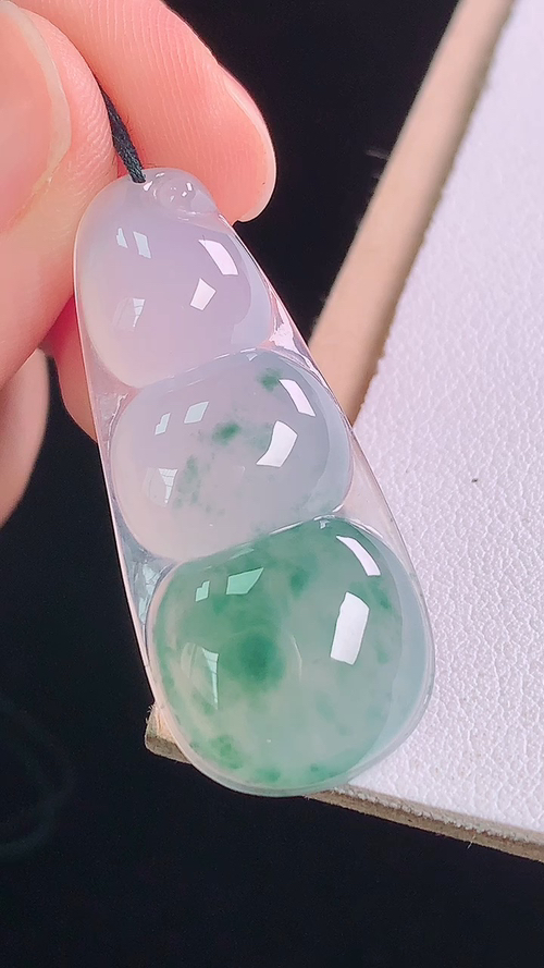 ️冰飘花四季豆，无裂，尺寸:36.5-16.0-5.3mm 18