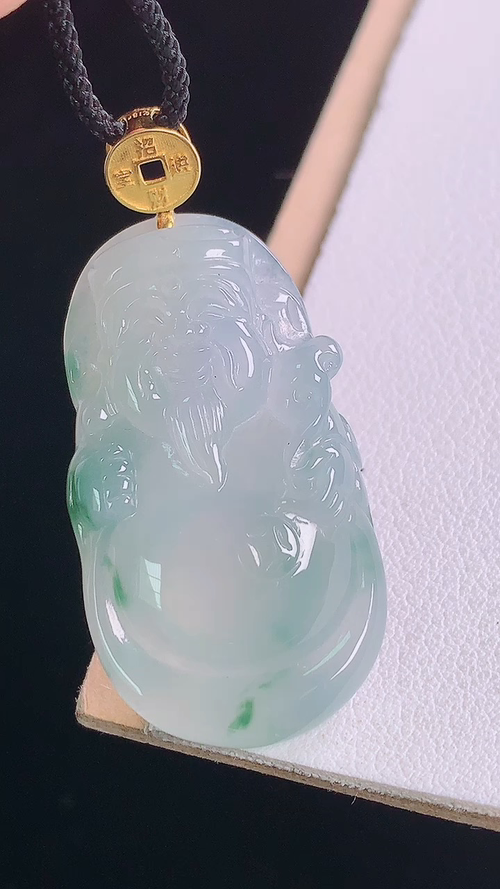 ️18K冰飘花财神吊坠，无裂，尺寸:40.6-34.3-19.2-5.6mm 17