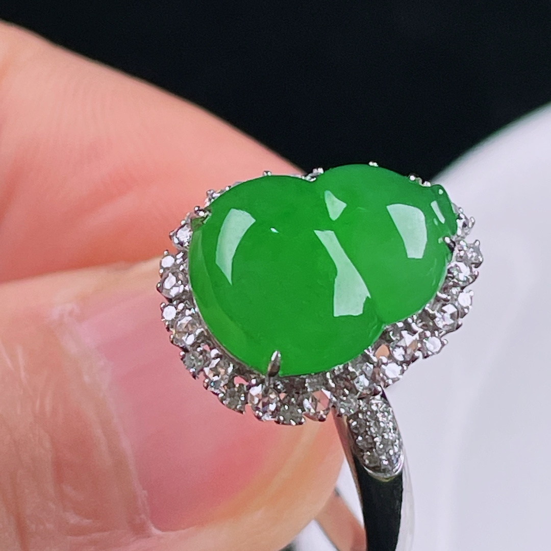 ️冰绿戒指，老种起光，细底通透，尺寸：裸石12.7/10.3/4mm0721