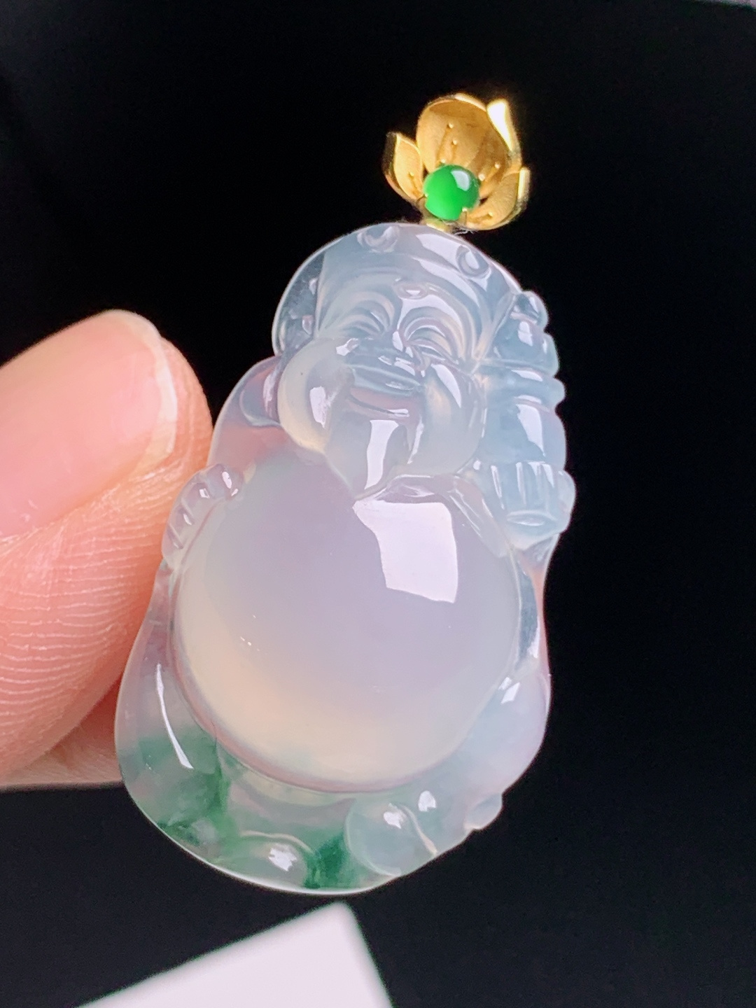 冰种飘花财神爷吊坠，冰透起光雕工喜庆，招财纳福造型别致 080720