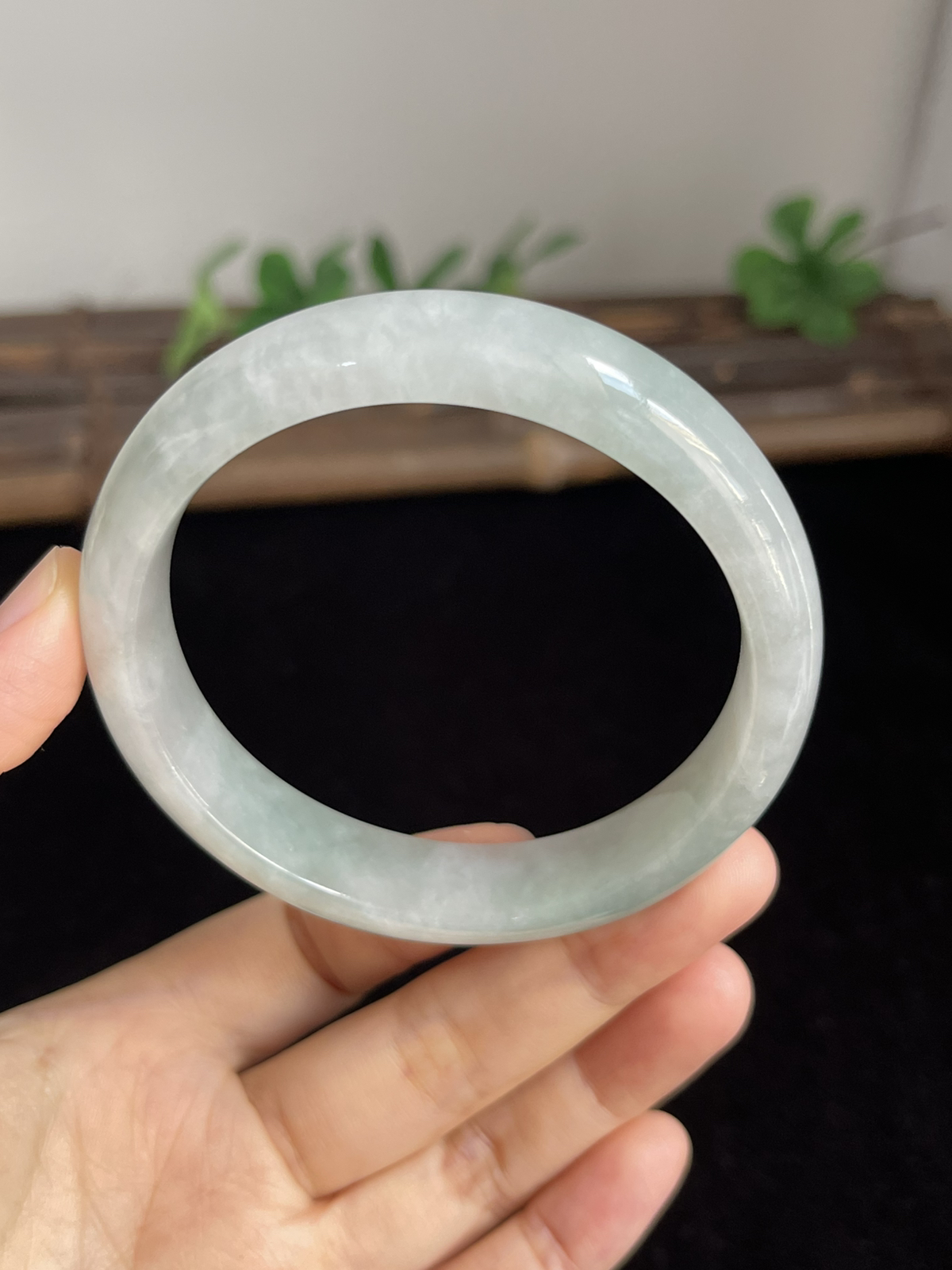 正圈57.3圈口，翡翠手镯