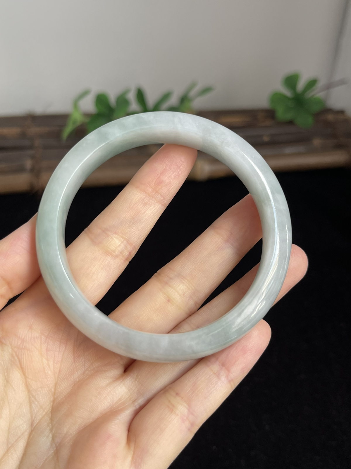 正圈57.3圈口，翡翠手镯