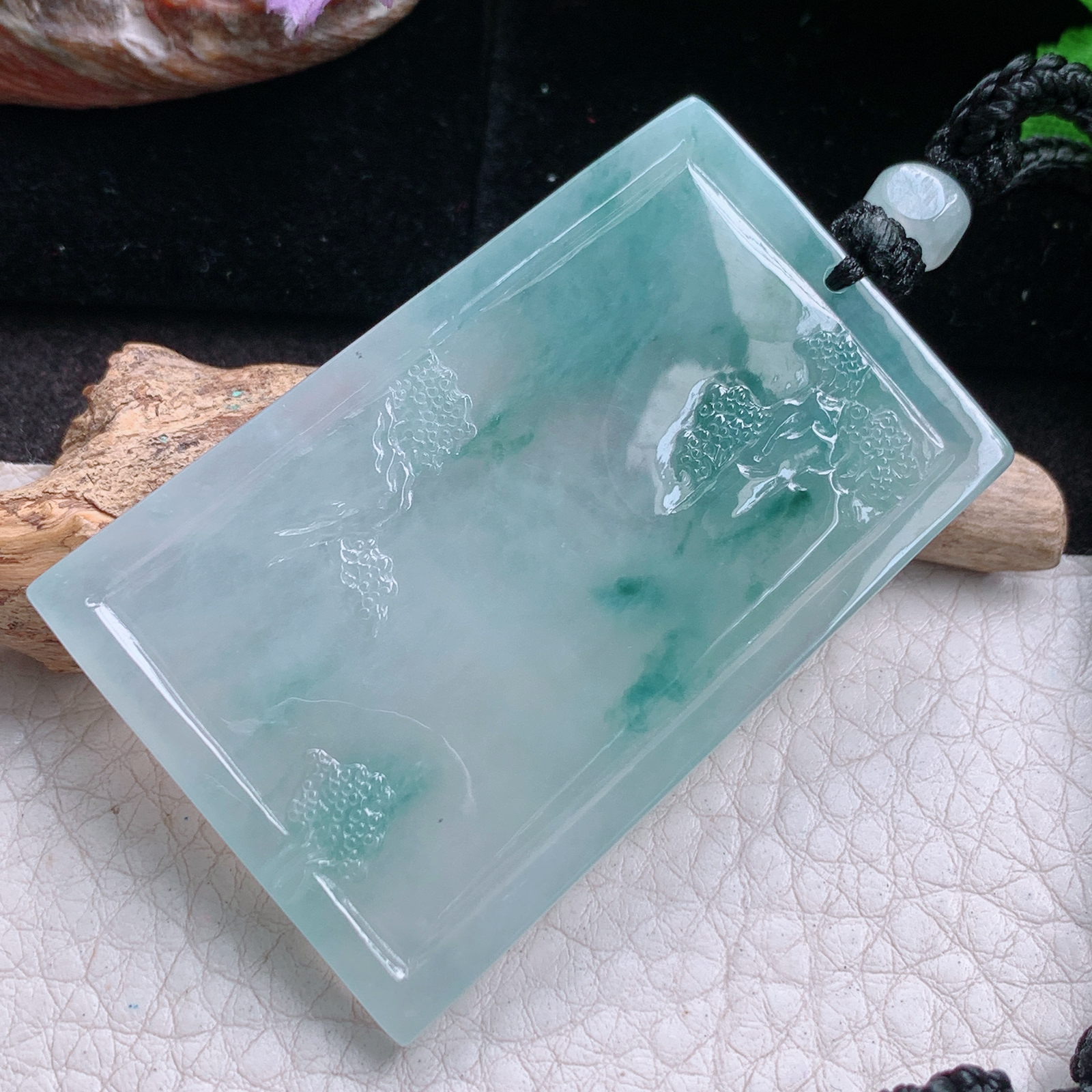 csy实拍57*38*6.3缅甸翡翠a货精雕冰飘蓝花山水 大好河山玉吊坠