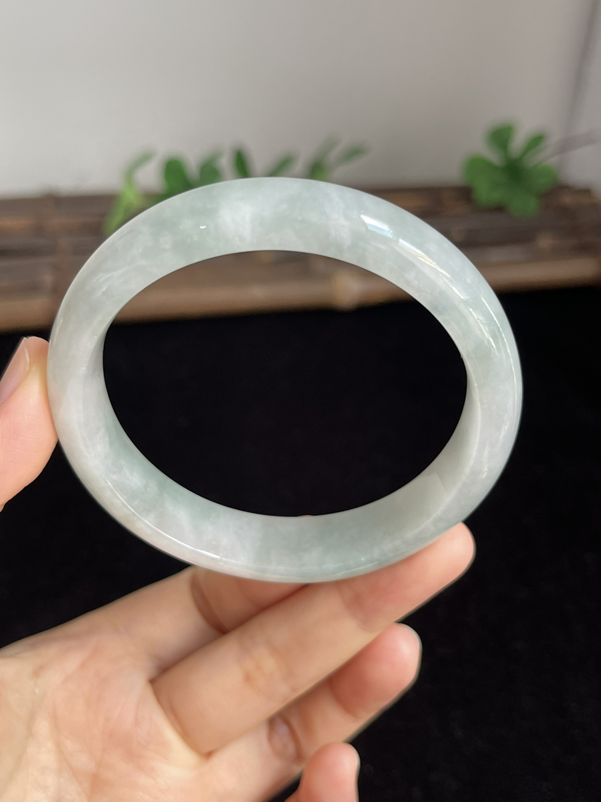 正圈57.3圈口，翡翠手镯