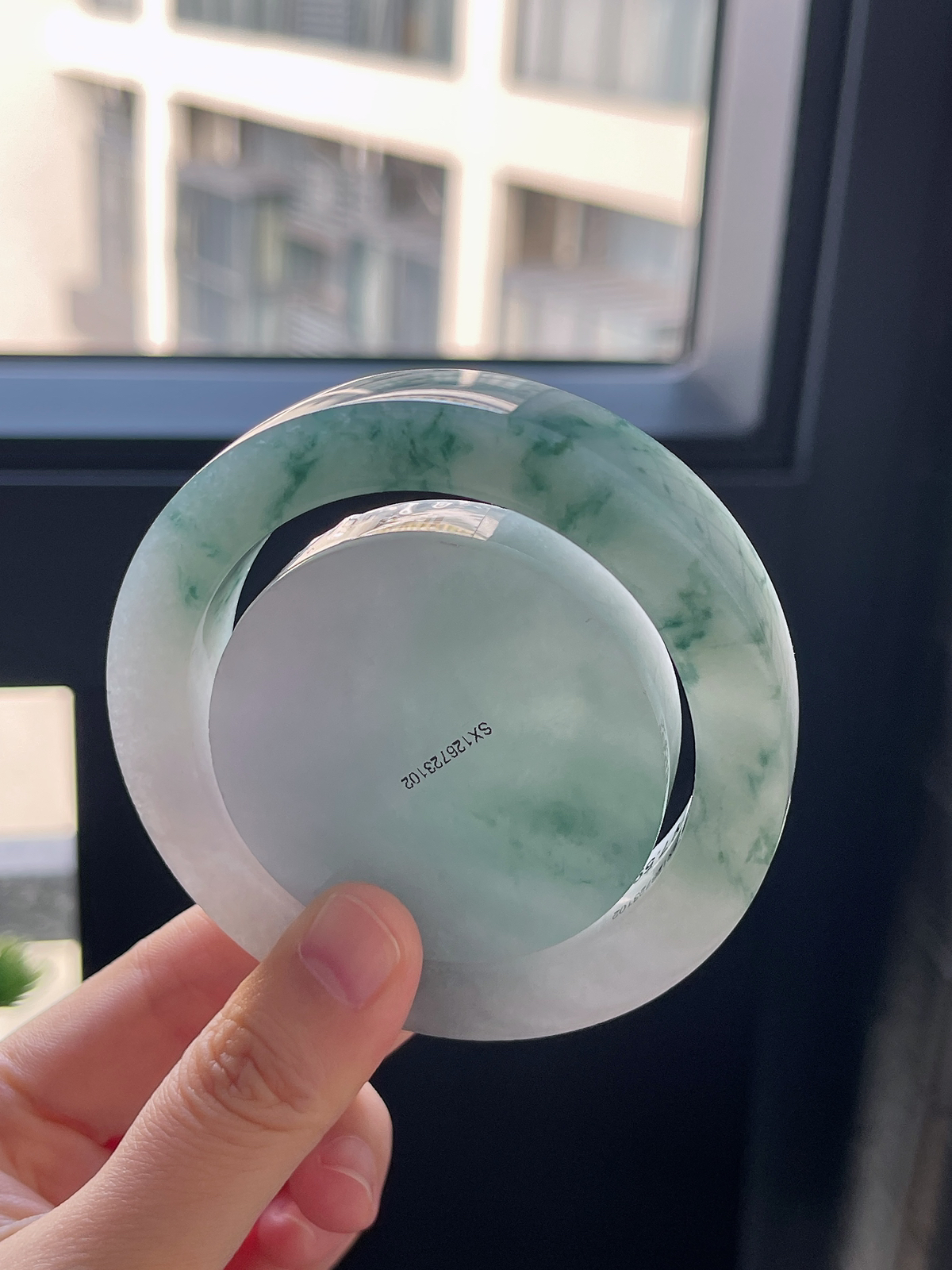 翡翠镯饼，⭕️正圈最大做58.5，最小做55.6
