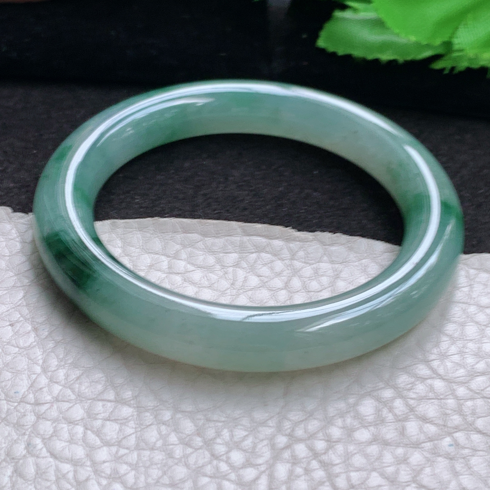 ll小圈口51.5*9.4*9.6美人镯 缅甸翡翠a货玉手镯 高品质飘花圆条玉手环