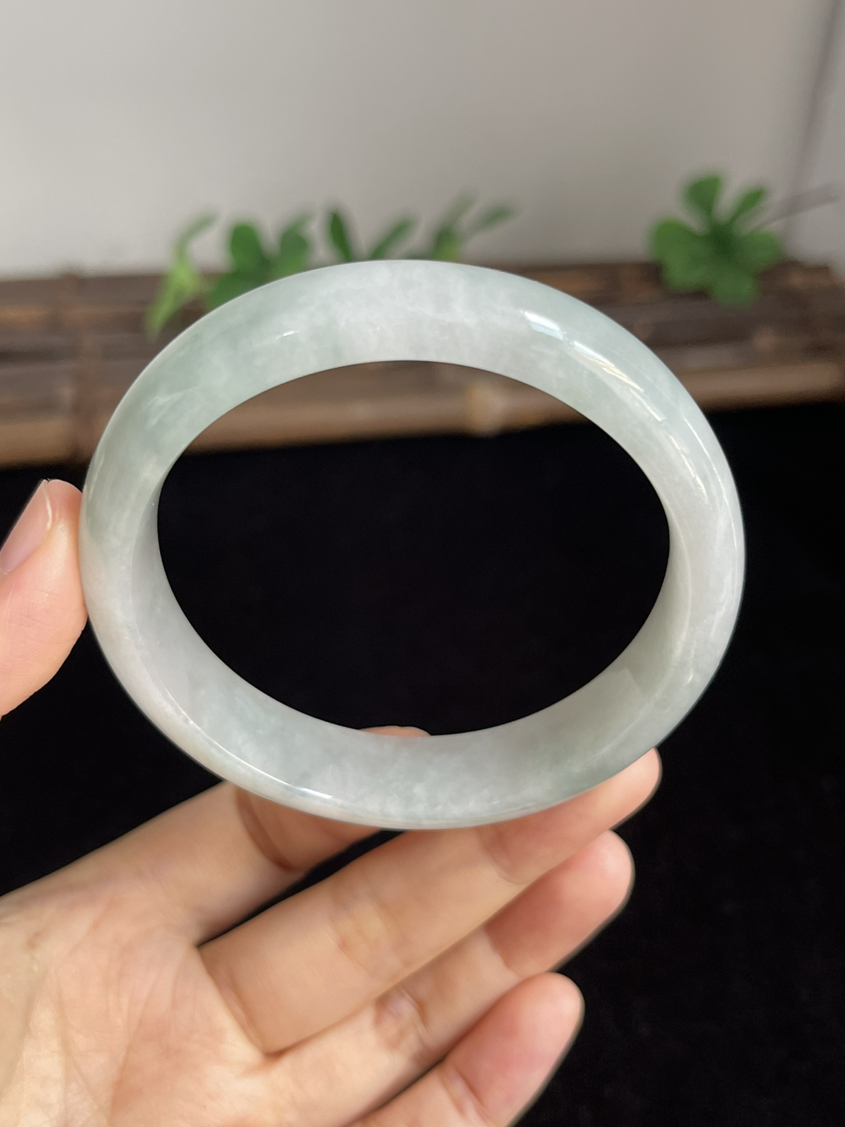 正圈57.3圈口，翡翠手镯