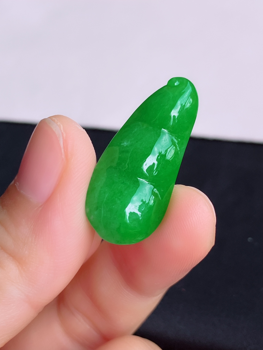 阳绿福豆，细腻精致，尺寸31.3/14.5/6.5/自然光实拍
