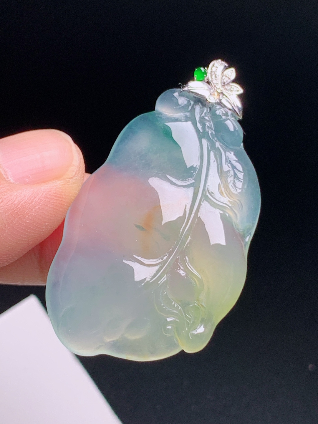 高冰飘花黄翡树叶吊坠，冰润通透黄翡飘绿，多子多福寓意雅致 080720