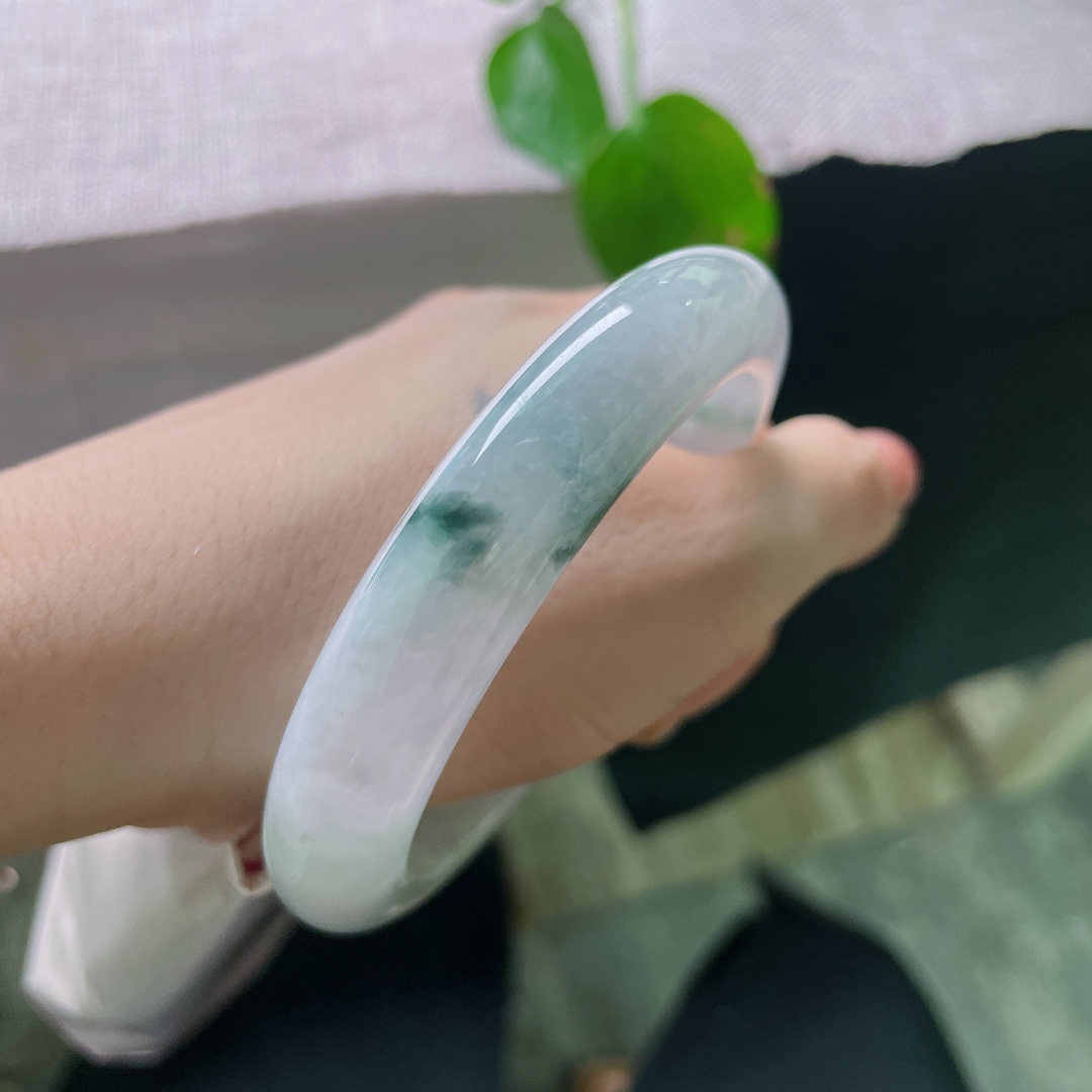 59.9/12.7/9.6，紫罗兰正圈，紫玉绕腕，紫气纳福，赠予挚爱，愿平安喜乐常伴左右，一点皮纹，ss56442a