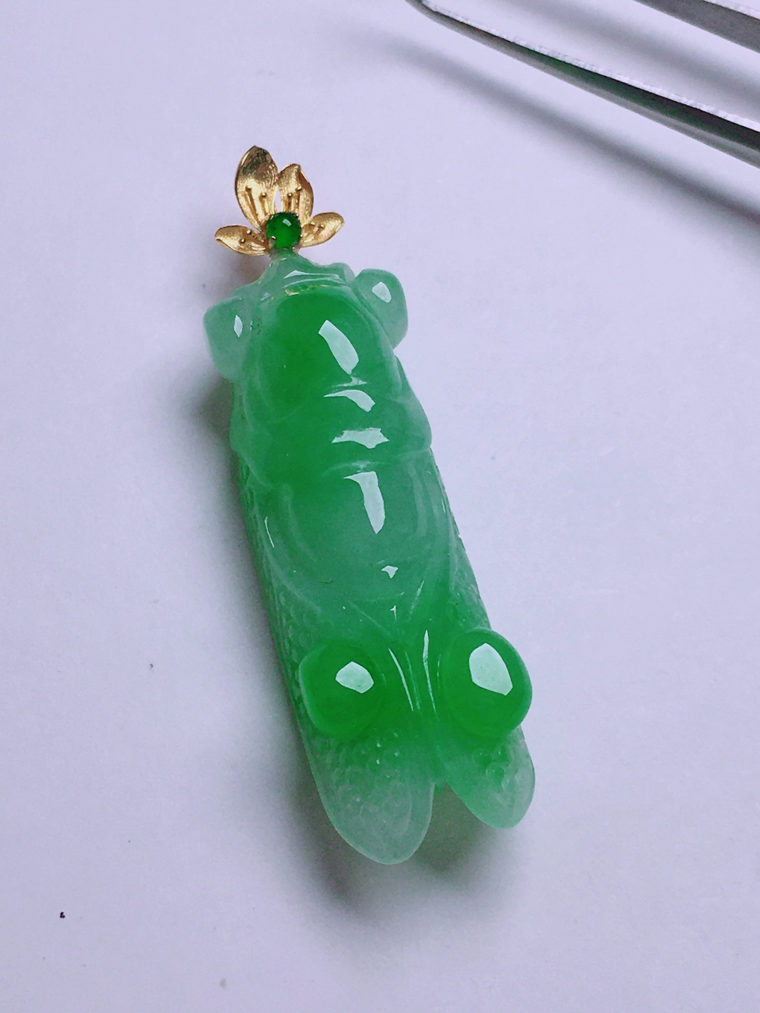 ️一鸣惊人吊坠，晶莹剔透，新颖时尚，无裂，31-10.5-7