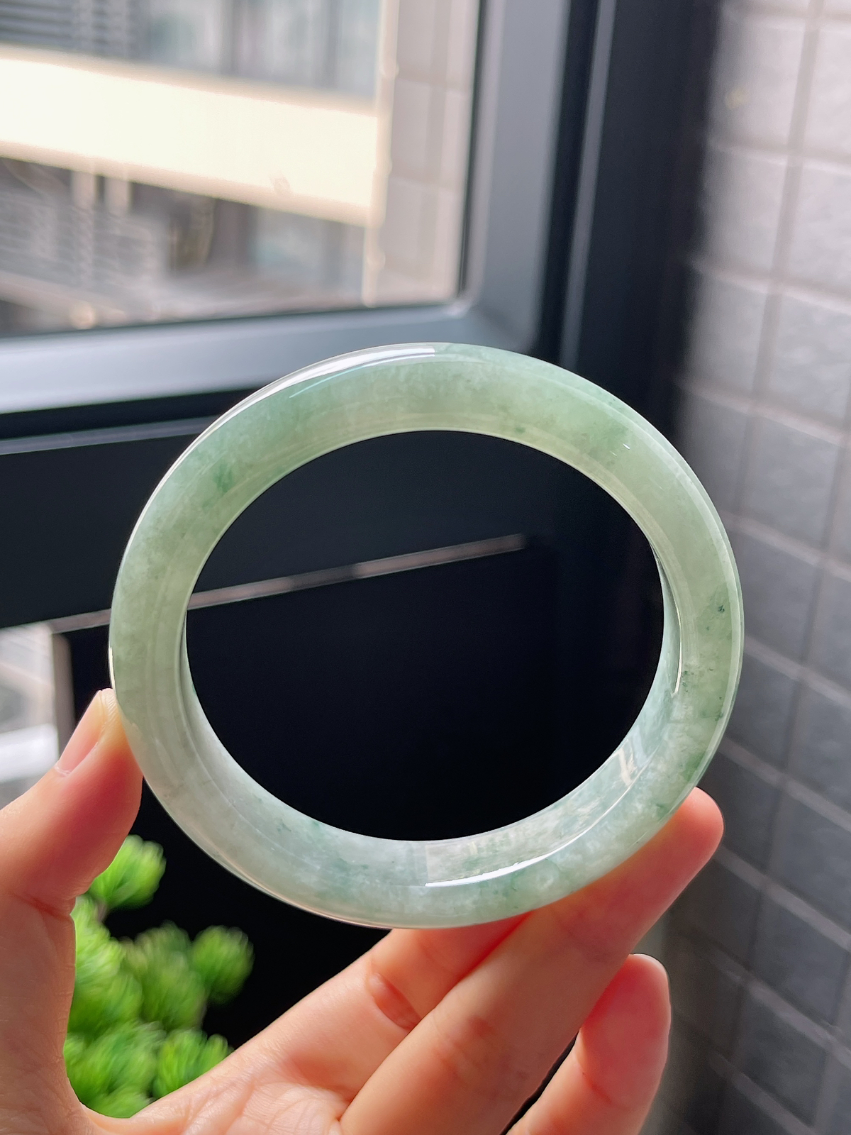 圈口60，冰糯种飘花翡翠正圈手镯