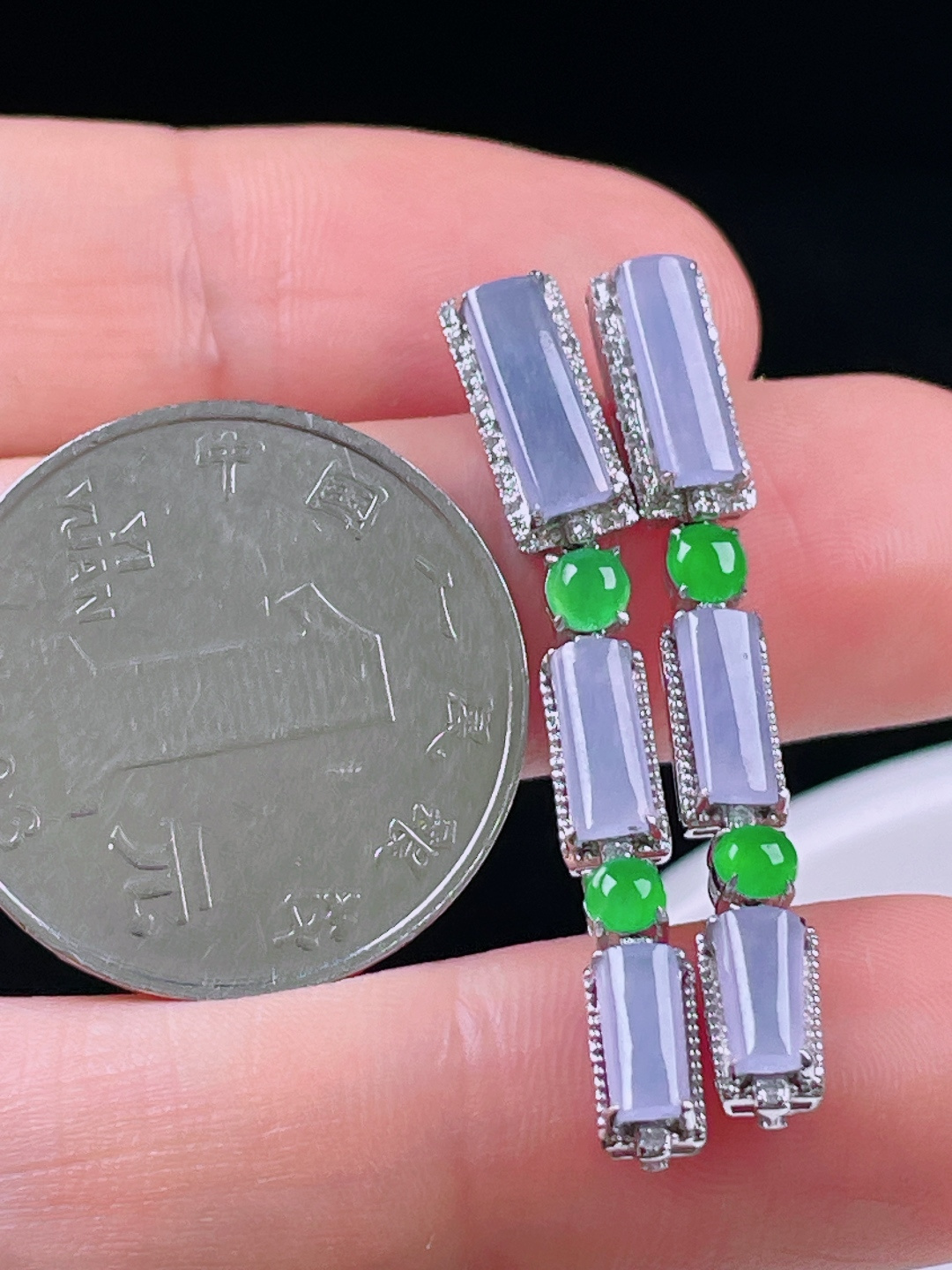 冰紫耳坠，老种起光，细底通透，尺寸：39/5.4/4.2mm0723