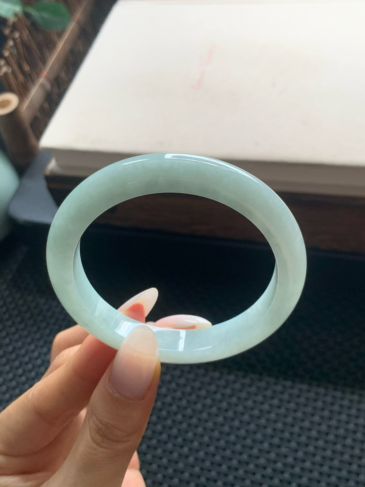54圈口晴绿正圈手镯