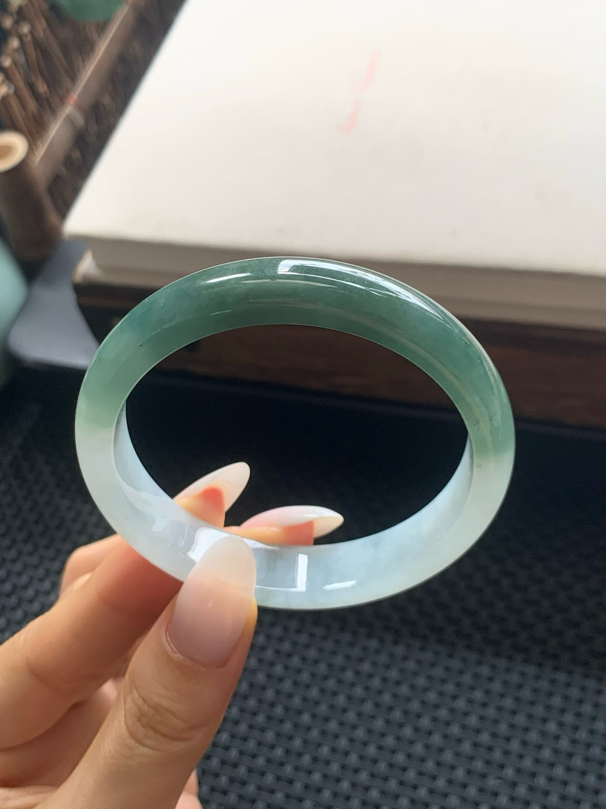 55圈口油青半山水正圈手镯