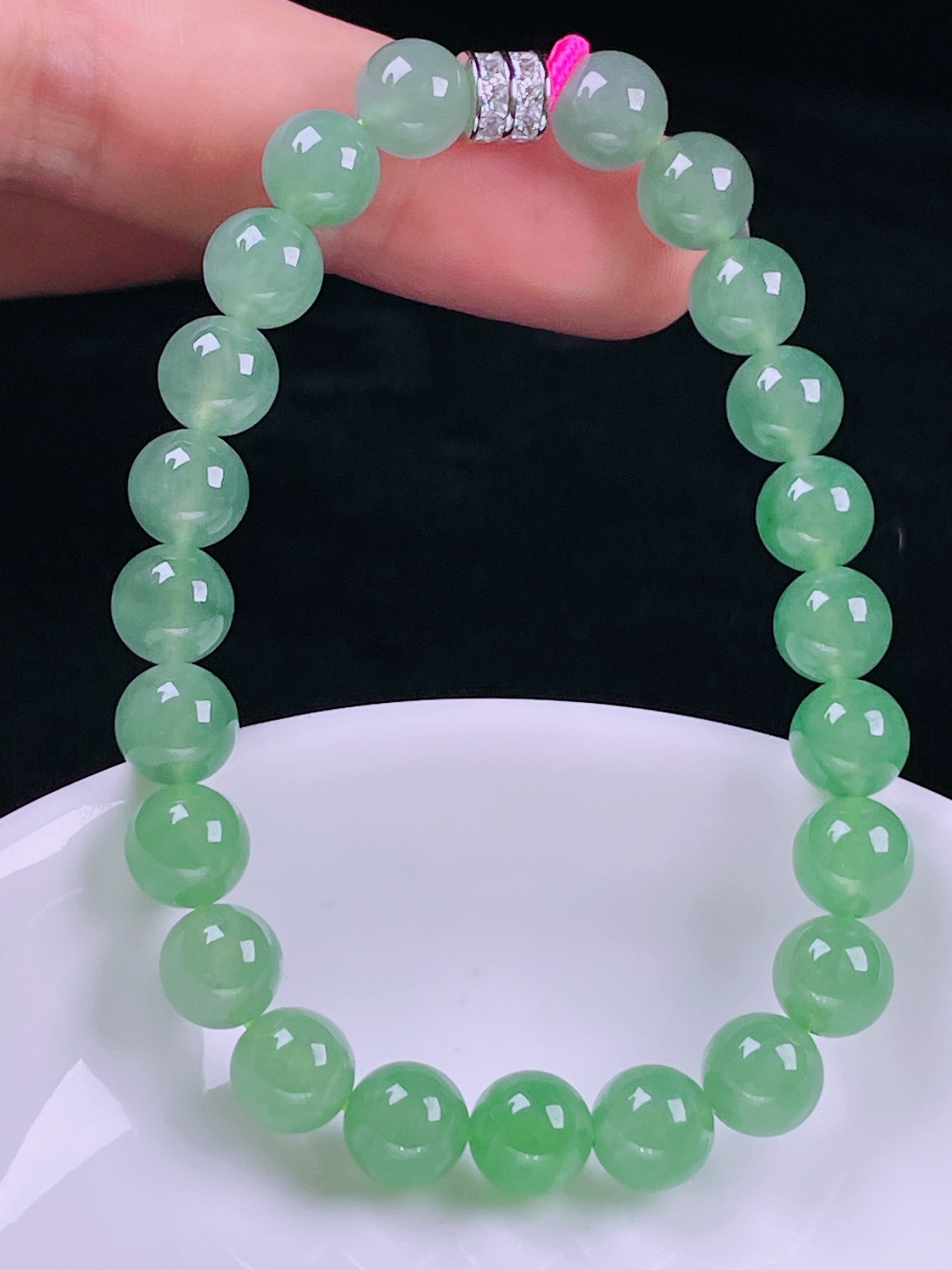 冰绿手串，老种起光，细底通透，尺寸：7.8mm0723