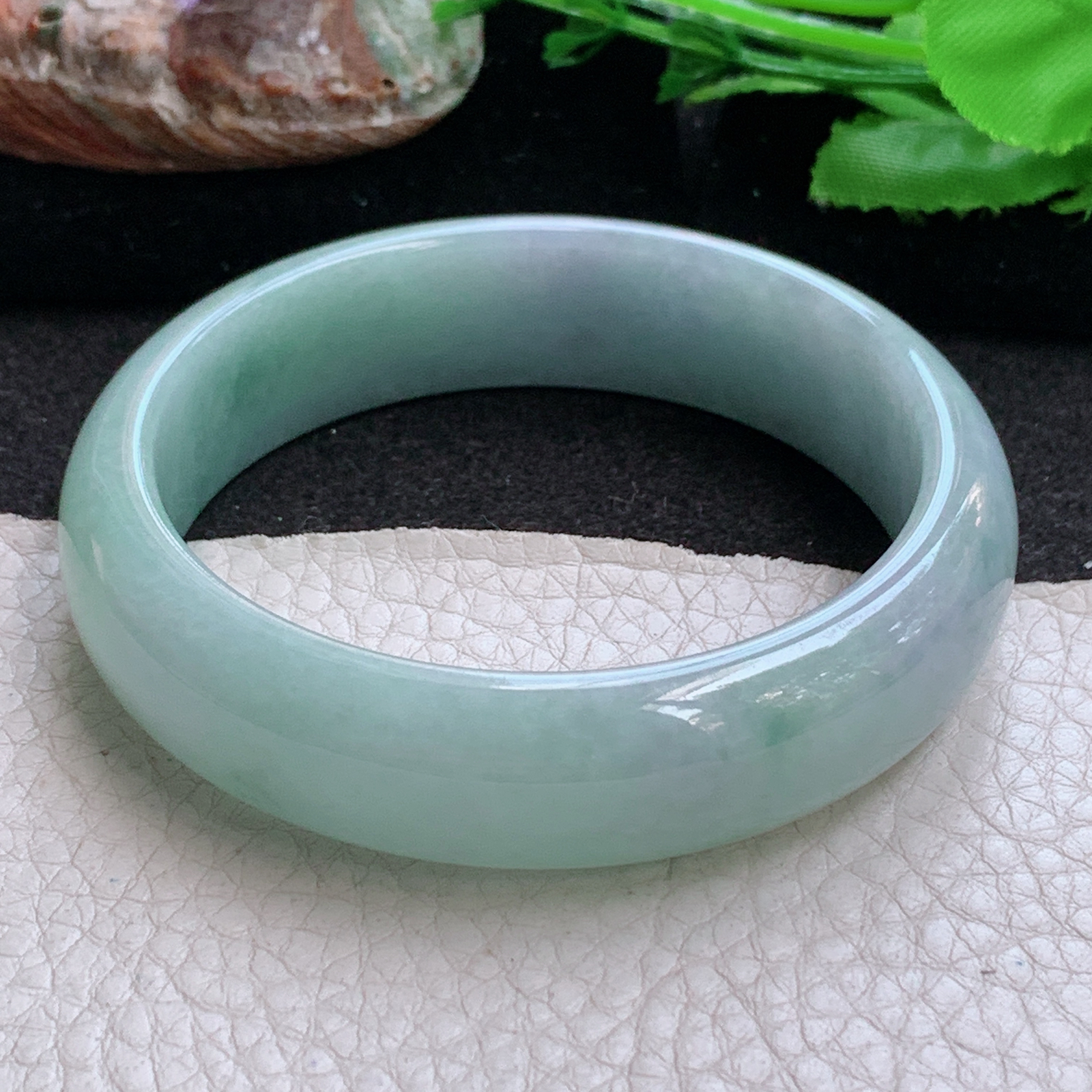 js实拍58*15.8*7.8轮胎镯 缅甸翡翠a货玉手镯 清新厚装宽边玉手环