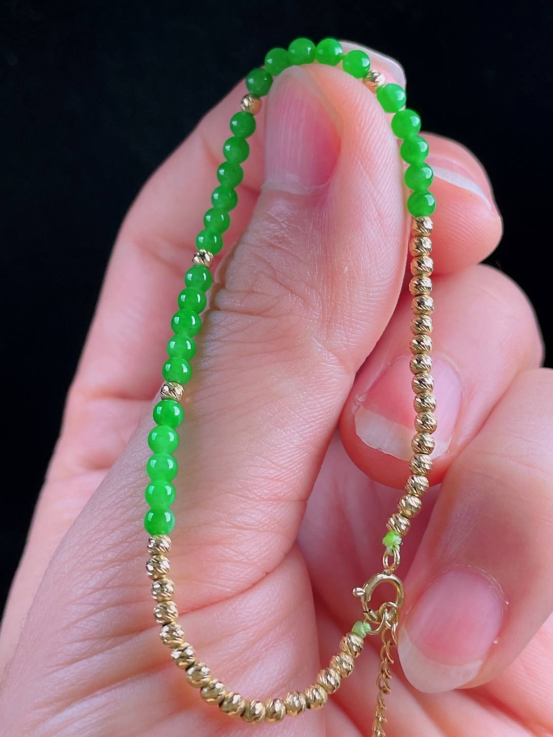 冰绿手串，老种起光，细底通透，尺寸：3mm