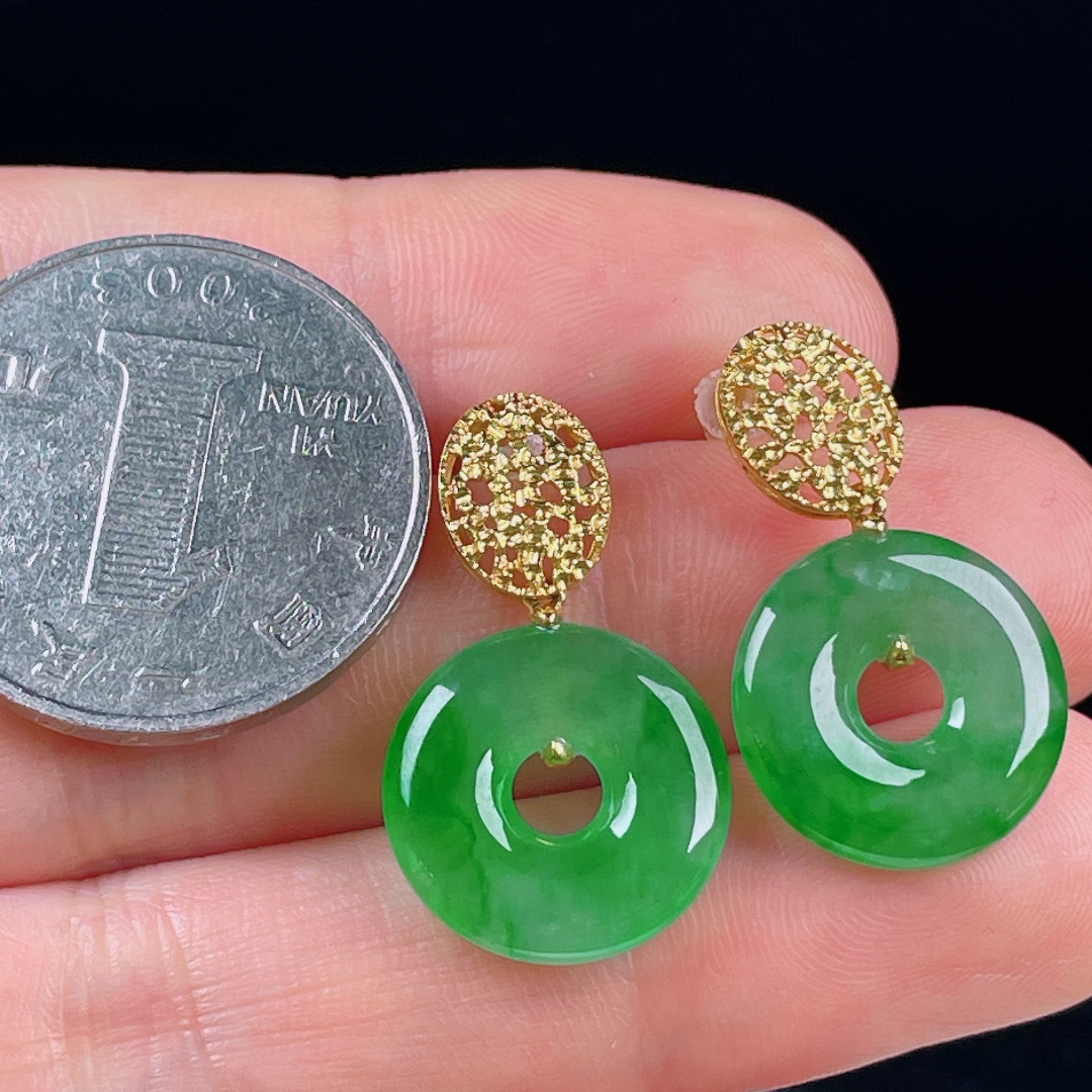 ️冰绿耳坠，老种起光，细底通透，尺寸：裸石15.7/3.2mm0723