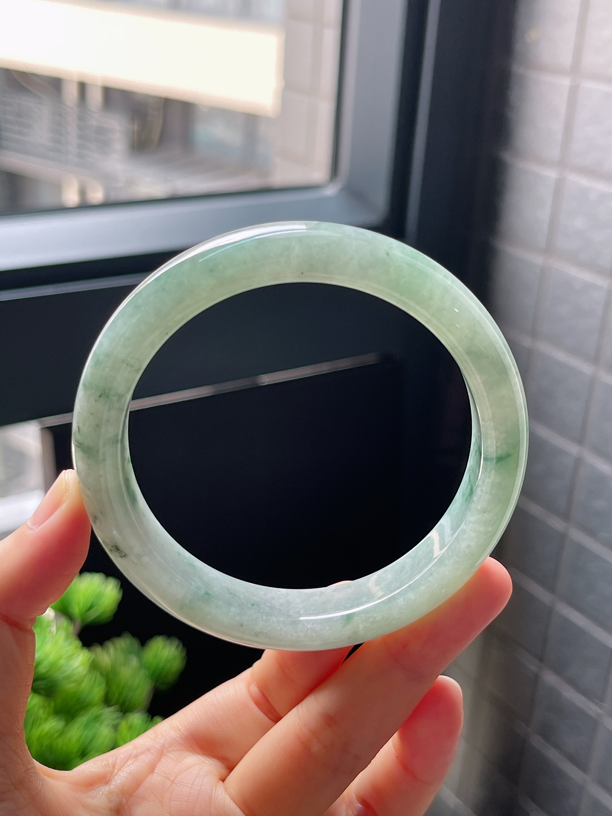 圈口60，冰糯种飘花翡翠正圈手镯