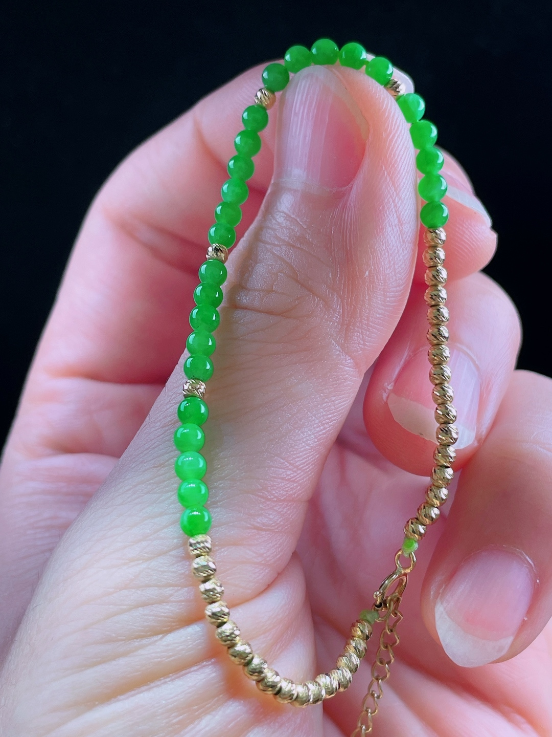 冰绿手串，老种起光，细底通透，尺寸：3mm