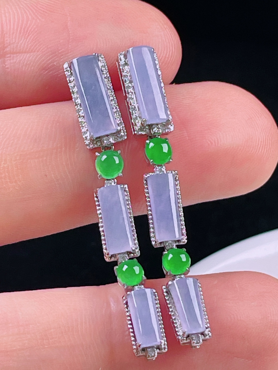 冰紫耳坠，老种起光，细底通透，尺寸：39/5.4/4.2mm0723