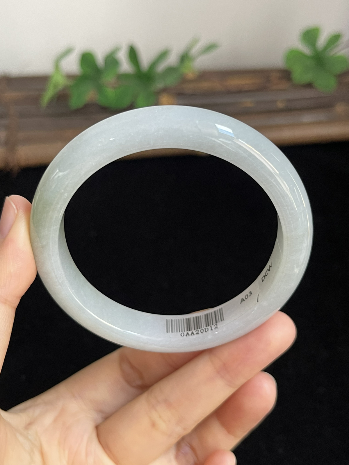 正圈56.6圈口，翡翠手镯