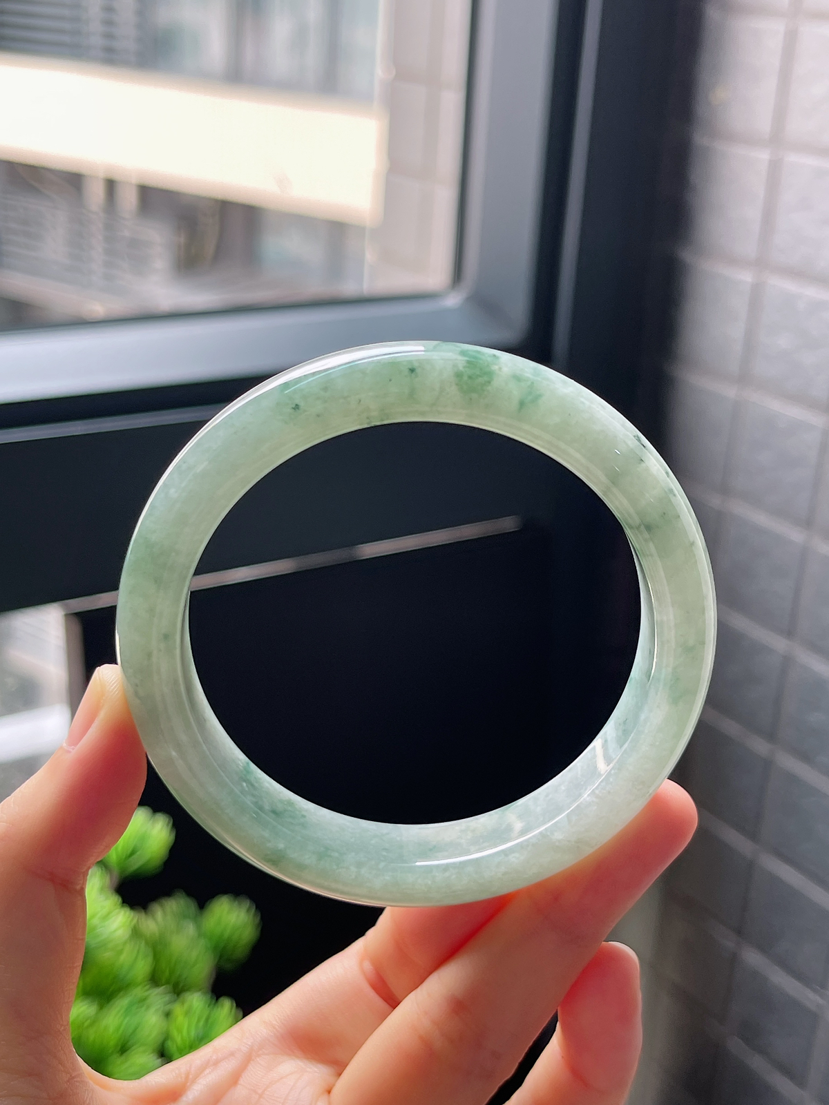 圈口60，冰糯种飘花翡翠正圈手镯