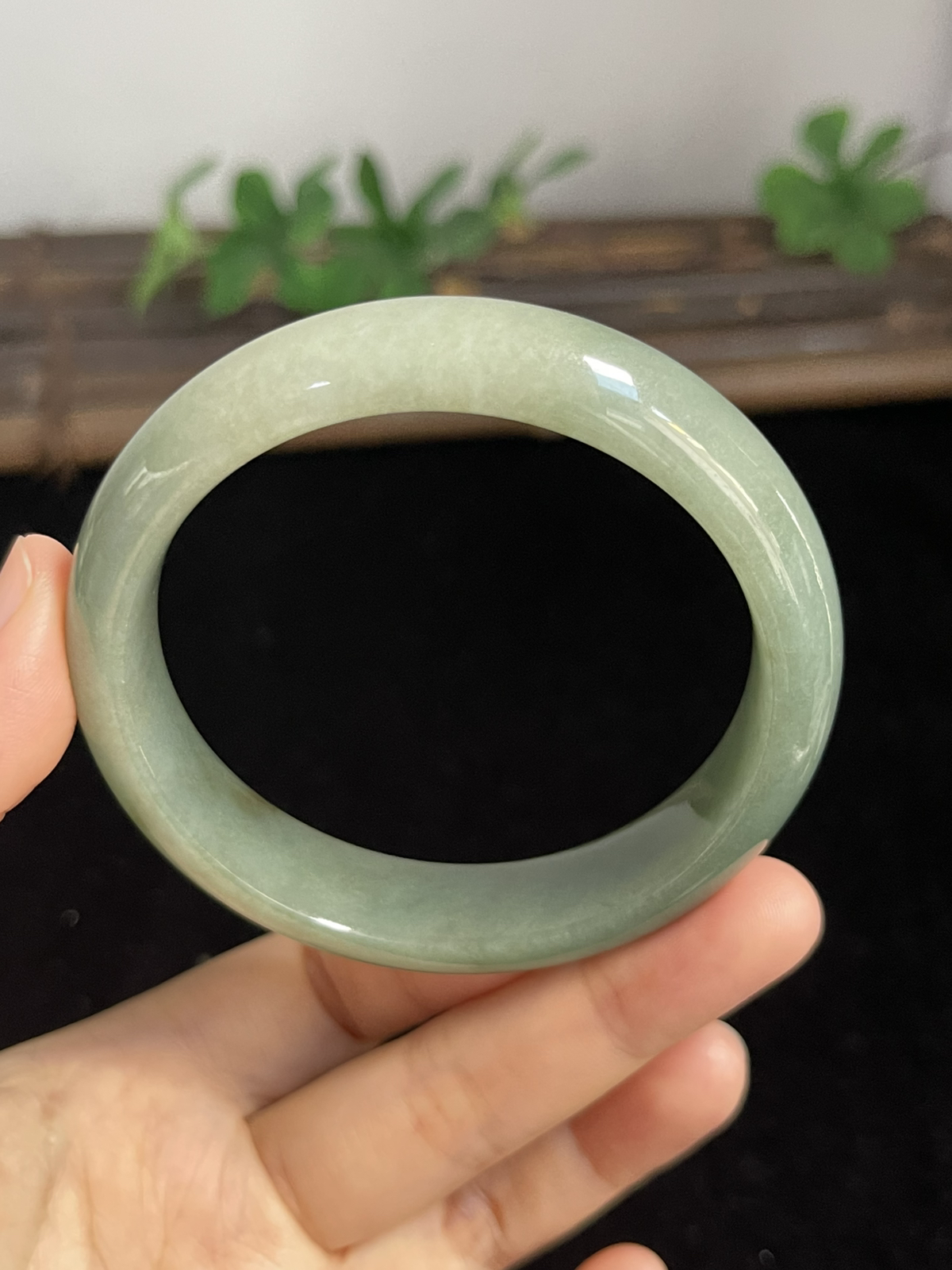 正圈56.7圈口，翡翠手镯
