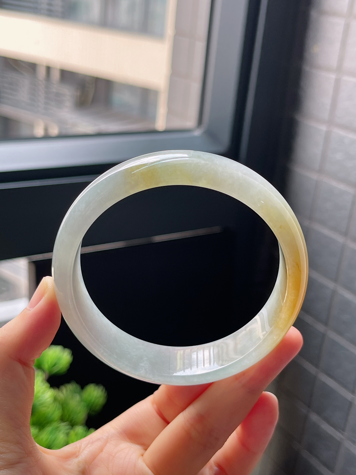 圈口63.5，冰糯种黄翡宽版翡翠手镯