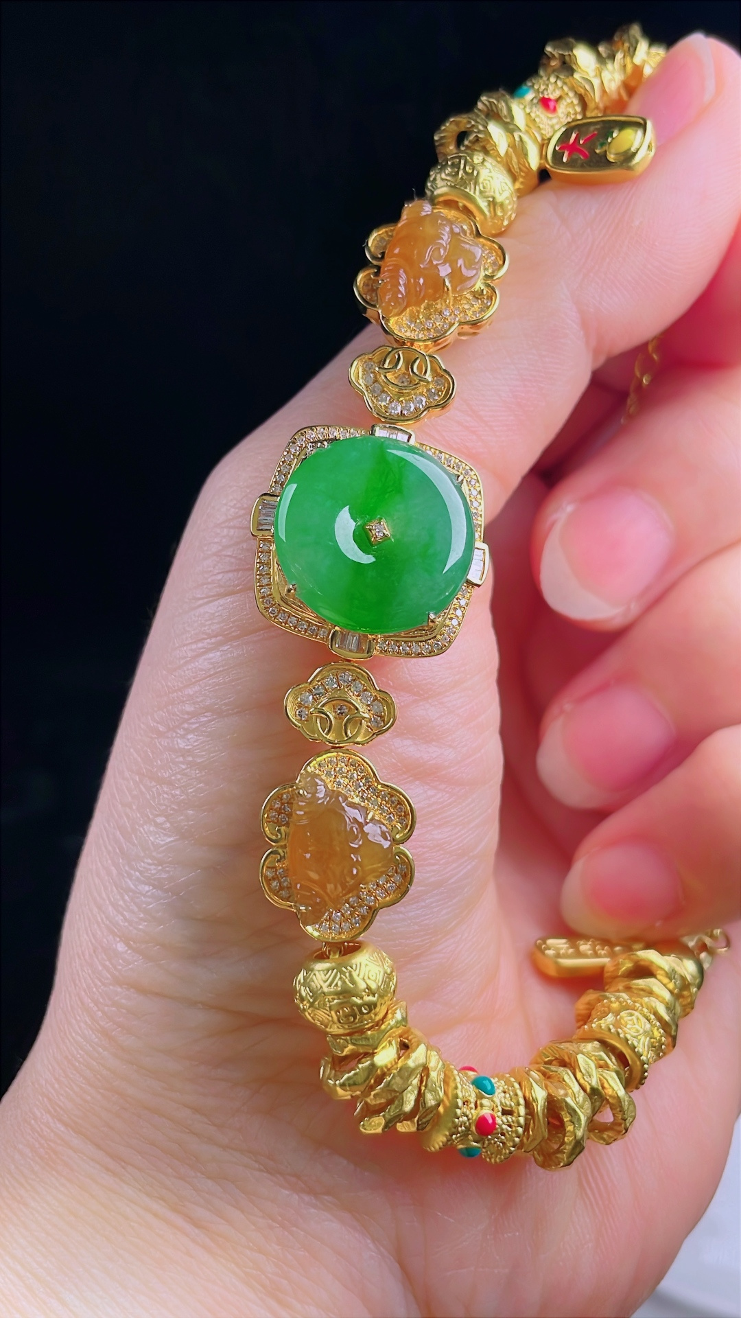 ️冰绿手链，老种起光，细底通透，尺寸：裸石16/3mm0723