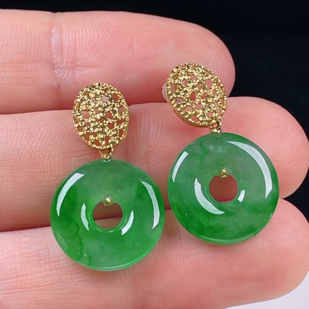 ️冰绿耳坠，老种起光，细底通透，尺寸：裸石15.7/3.2mm0723