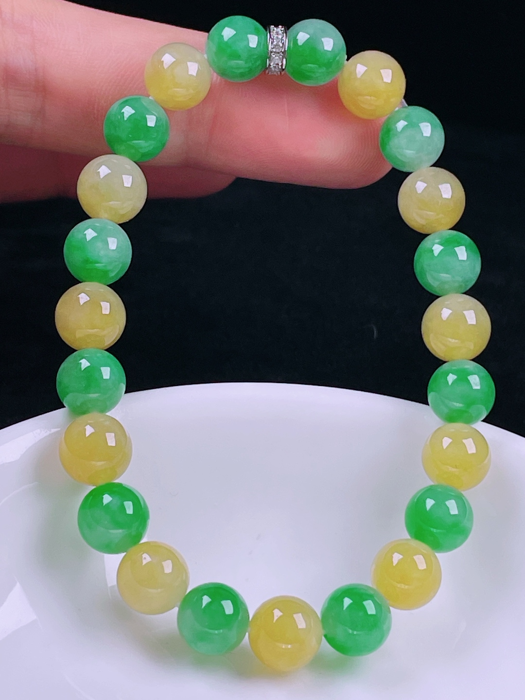 ️多彩手串，老种起光，细底通透，尺寸：8mm0723