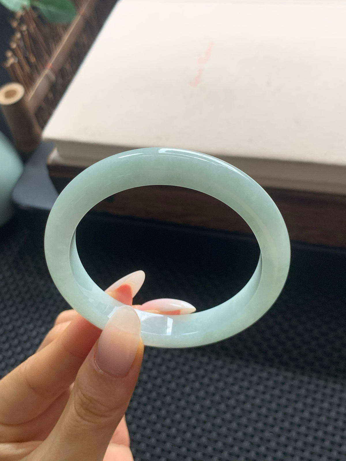 54圈口晴绿正圈手镯