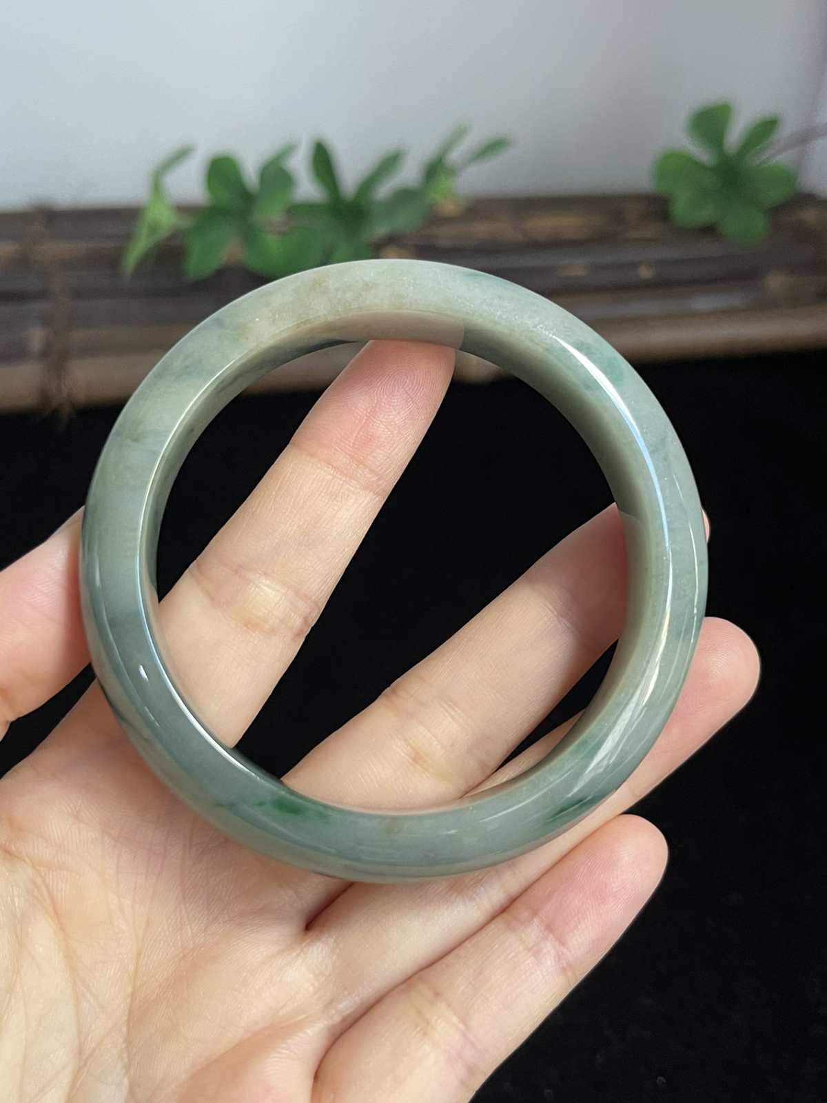 正圈56.7圈口，翡翠手镯