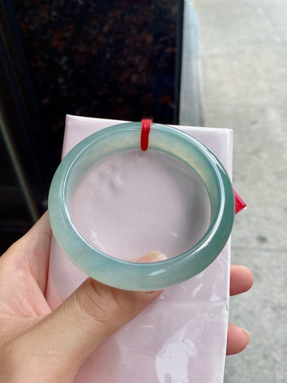 圈口56.5-13.9-8.4    【冰油绿正圈手镯】圈口56  57可戴  质地细腻   种水好