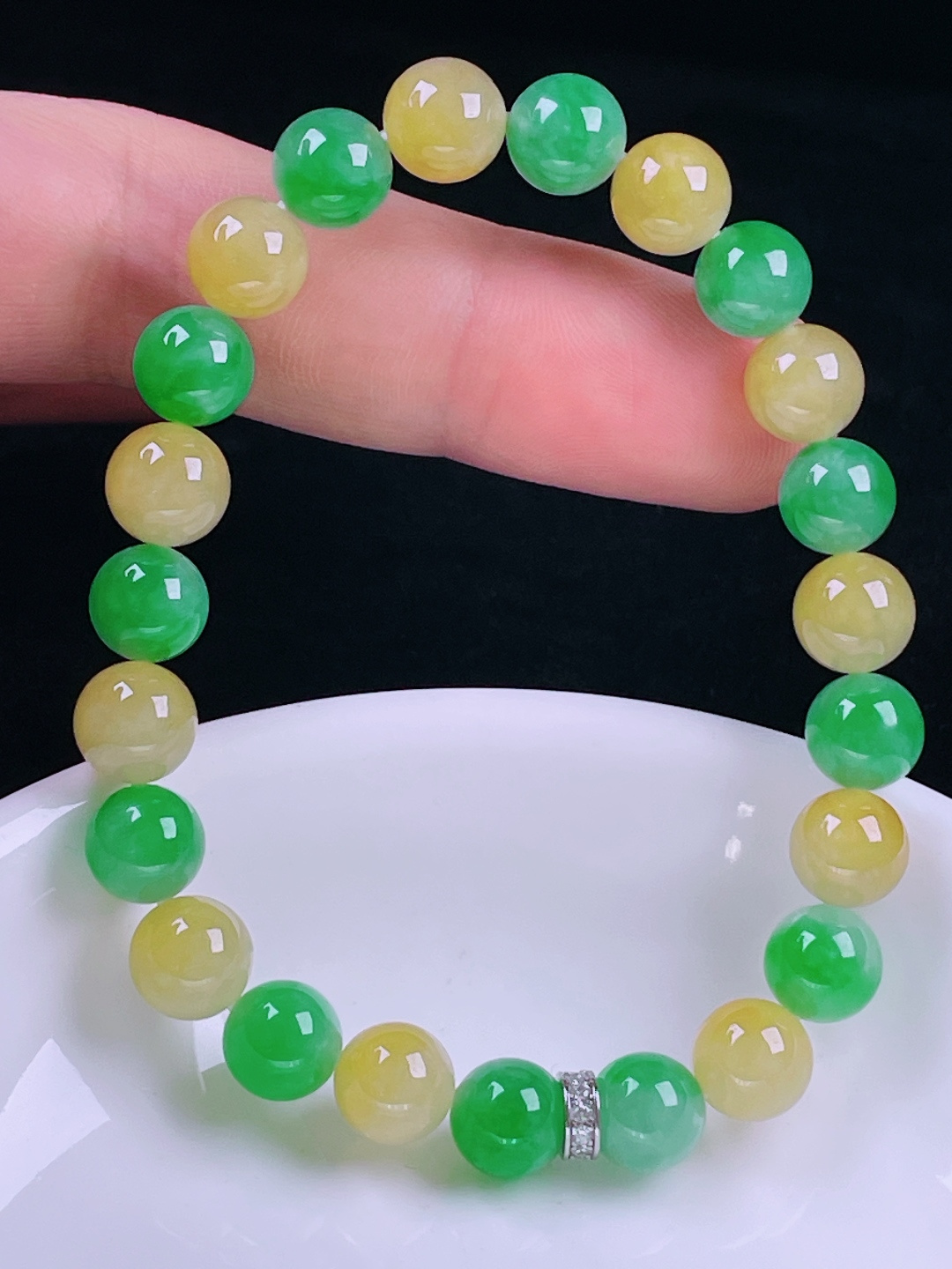 ️多彩手串，老种起光，细底通透，尺寸：8mm0723