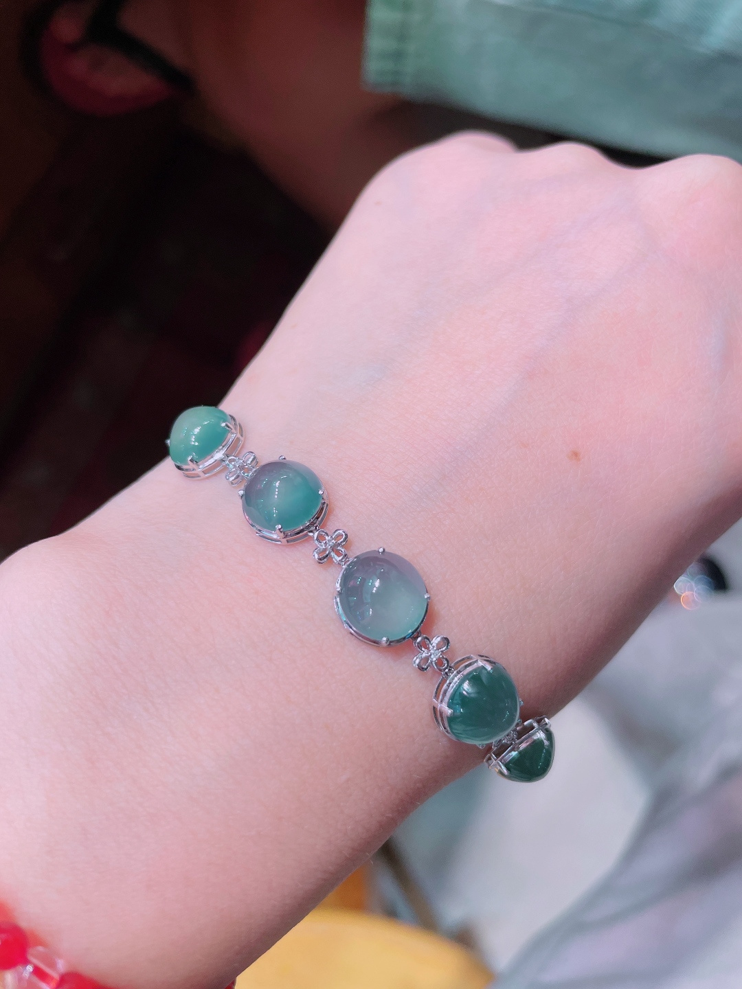 ️蓝水蛋面手链，晶莹剔透，新颖时尚，9.5-9-5.7