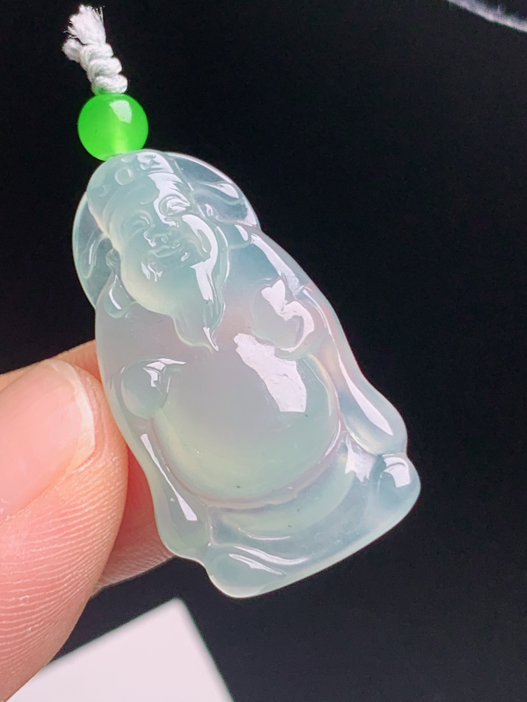 ️ 财神爷，玉质细腻水润柔光四溢，神态喜庆招财旺运，日常佩戴大气耐看 裸石30.6-17.7-5.8 49