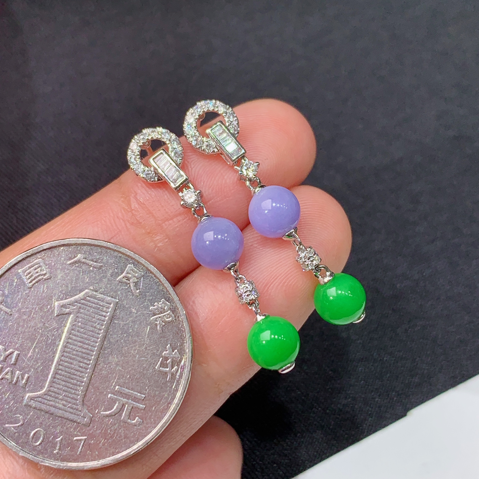 阳绿十紫罗兰圆珠耳坠，18k金镶嵌，简约时尚，冰润细腻，种水足，Zha 尺寸30.8*5.6