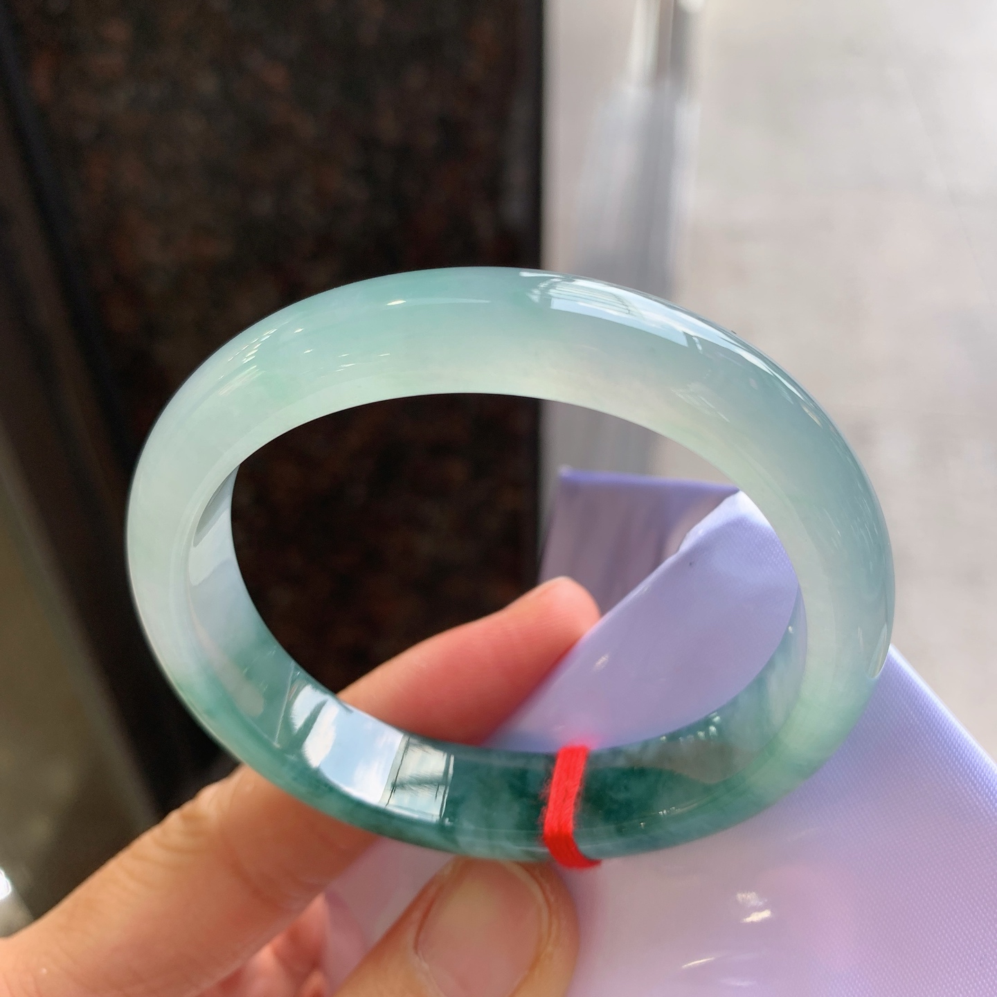 贵妃冰飘花 微细纹 尺寸：55.4/48/12.2/8 冰润