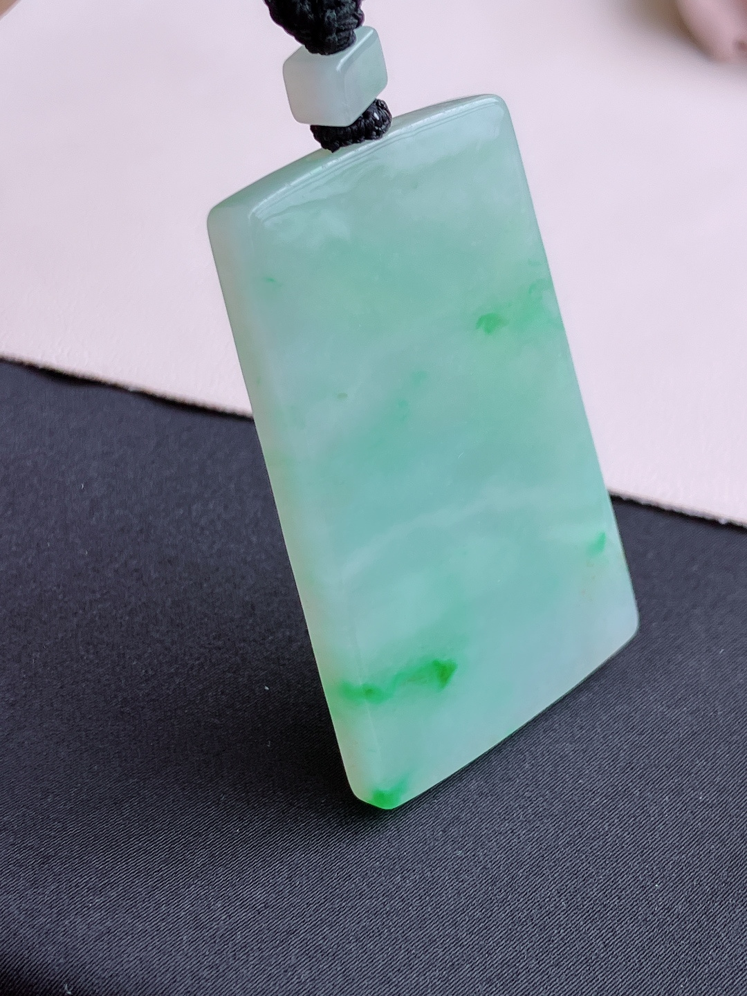 翠绿平安牌，简约时尚，尺寸54/33/5.6/自然光实拍