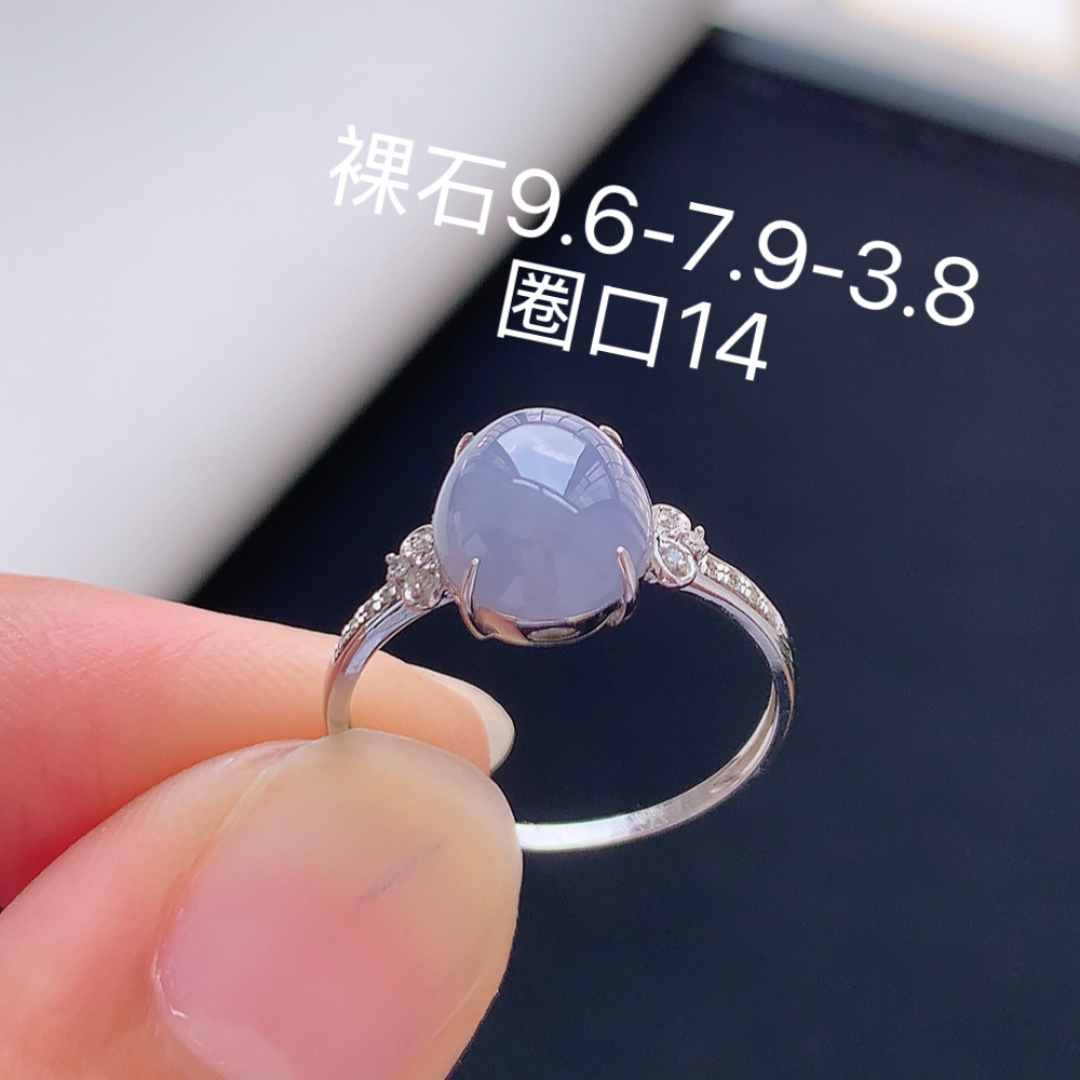 冰紫女戒。品相喜悦，种老饱满水润，佩戴简单优雅货号25722，9.6-7.9-3.8