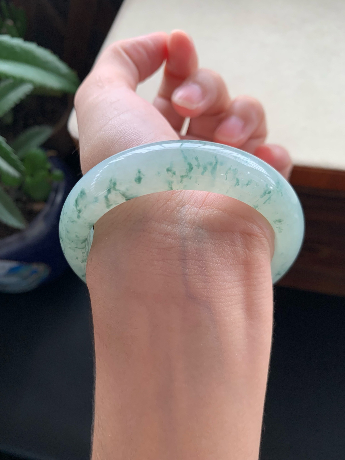 57圈口飘花正圈手镯