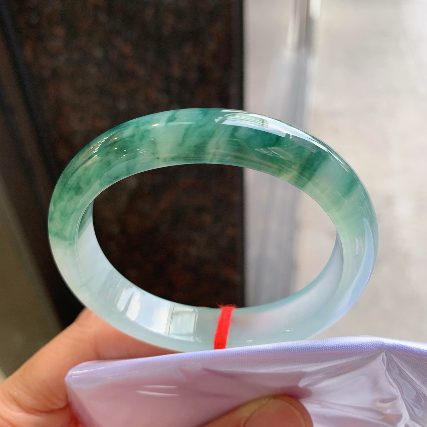 贵妃冰飘花 微细纹 尺寸：55.4/48/12.2/8 冰润