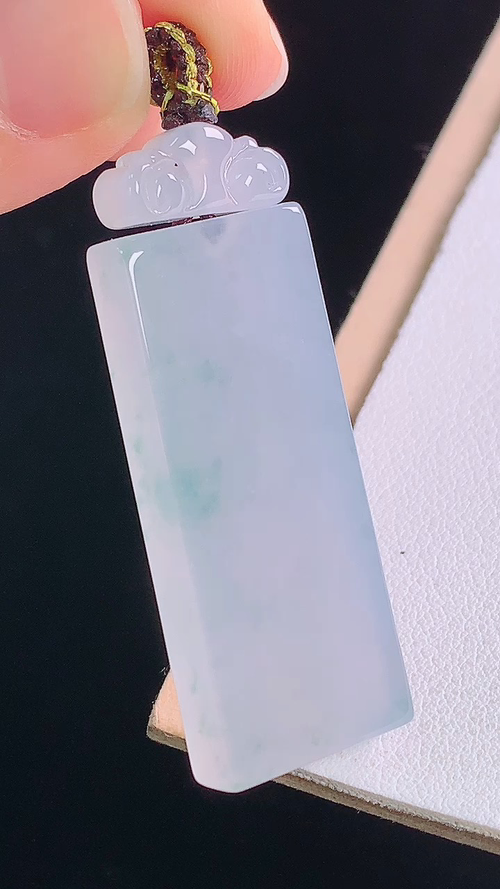 ️冰飘花无事牌，无裂，尺寸:41.0-17.2-5.9mm