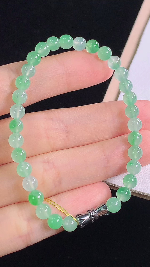 冰绿手链，尺寸:5.1-5.1mm 20